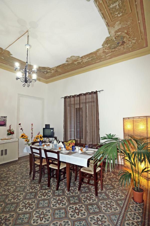 Rest And Go Bed & Breakfast Palermo Eksteriør bilde