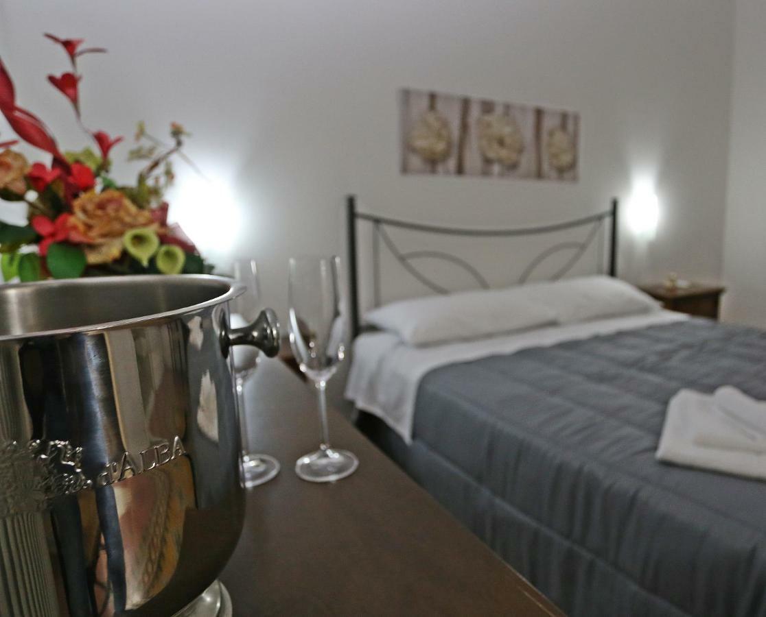 Rest And Go Bed & Breakfast Palermo Eksteriør bilde