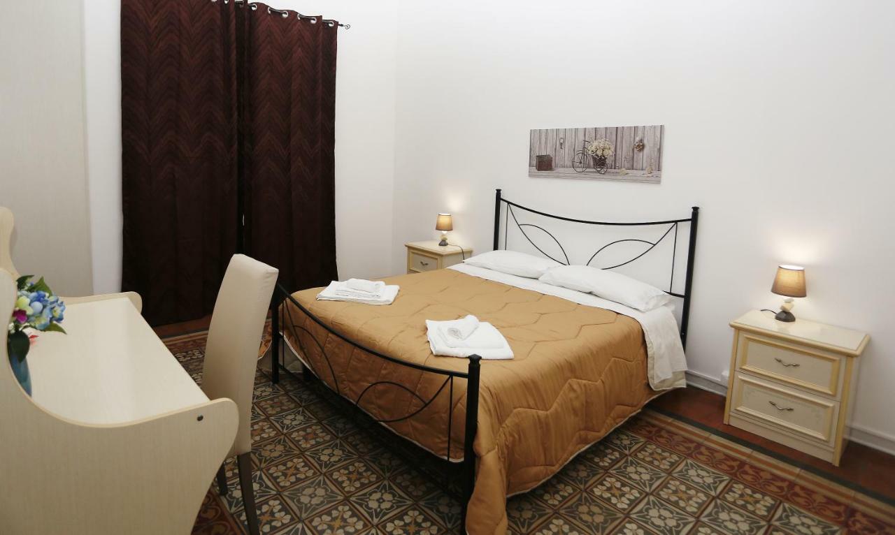 Rest And Go Bed & Breakfast Palermo Eksteriør bilde